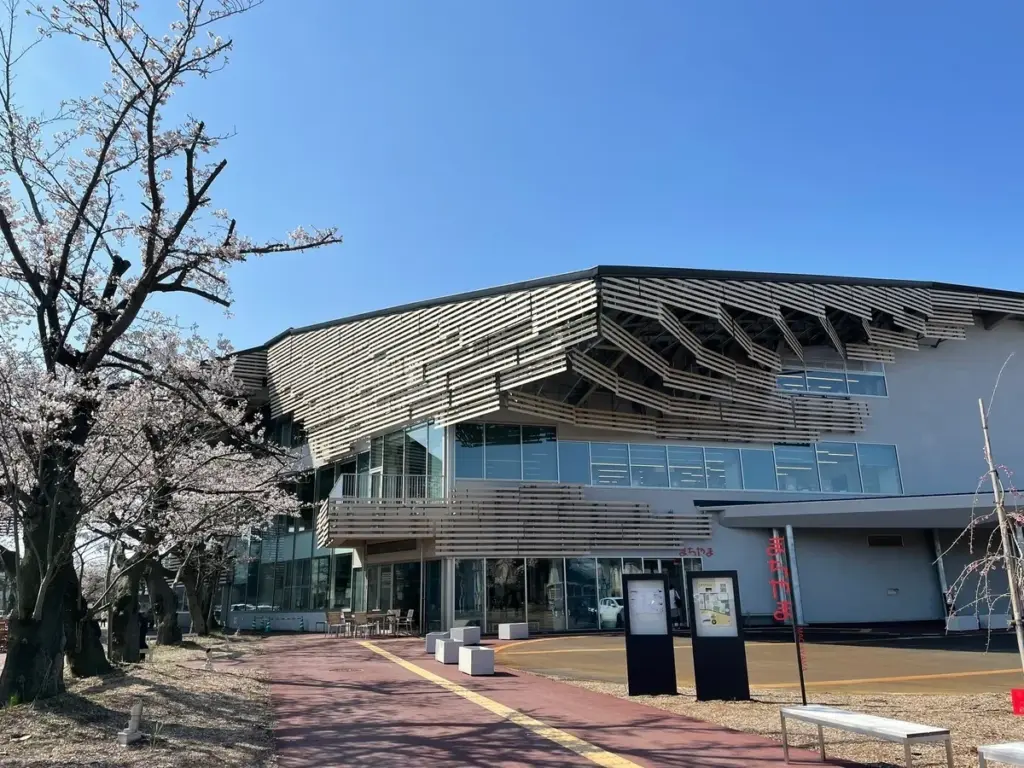 三条図書館