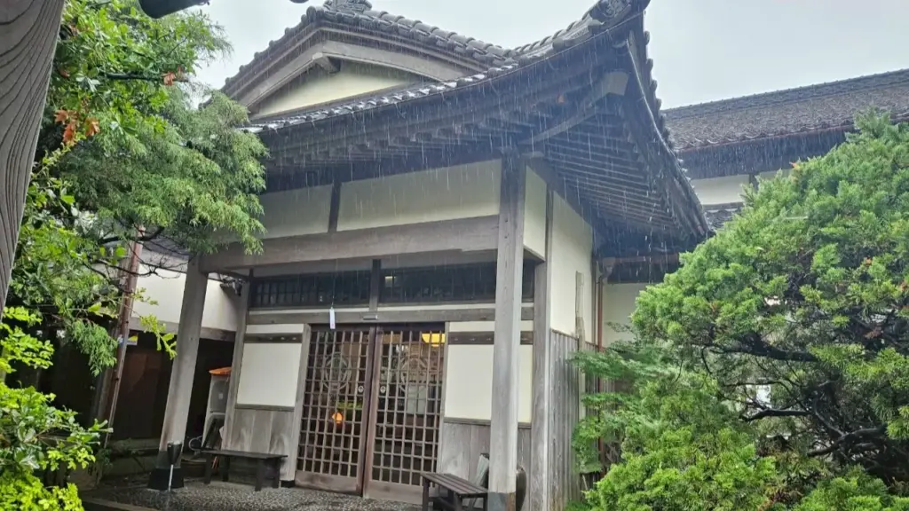 長岡市寺泊 和風レストラン庄屋 お店の全景